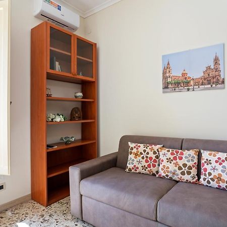 Tra Il Centro E Il Mare Apartment Con Terrazzo アーチ・カステッロ エクステリア 写真