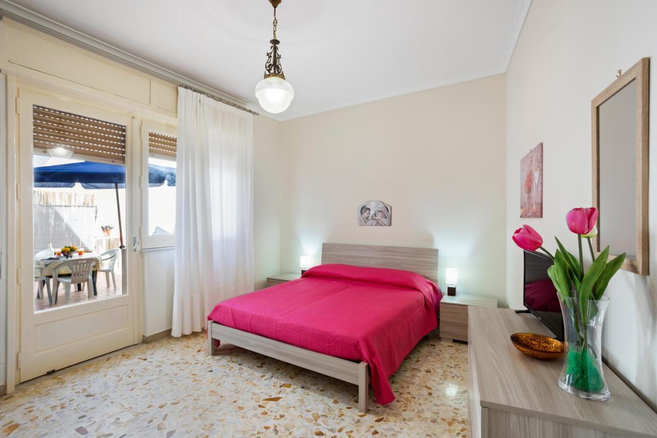 Tra Il Centro E Il Mare Apartment Con Terrazzo アーチ・カステッロ エクステリア 写真