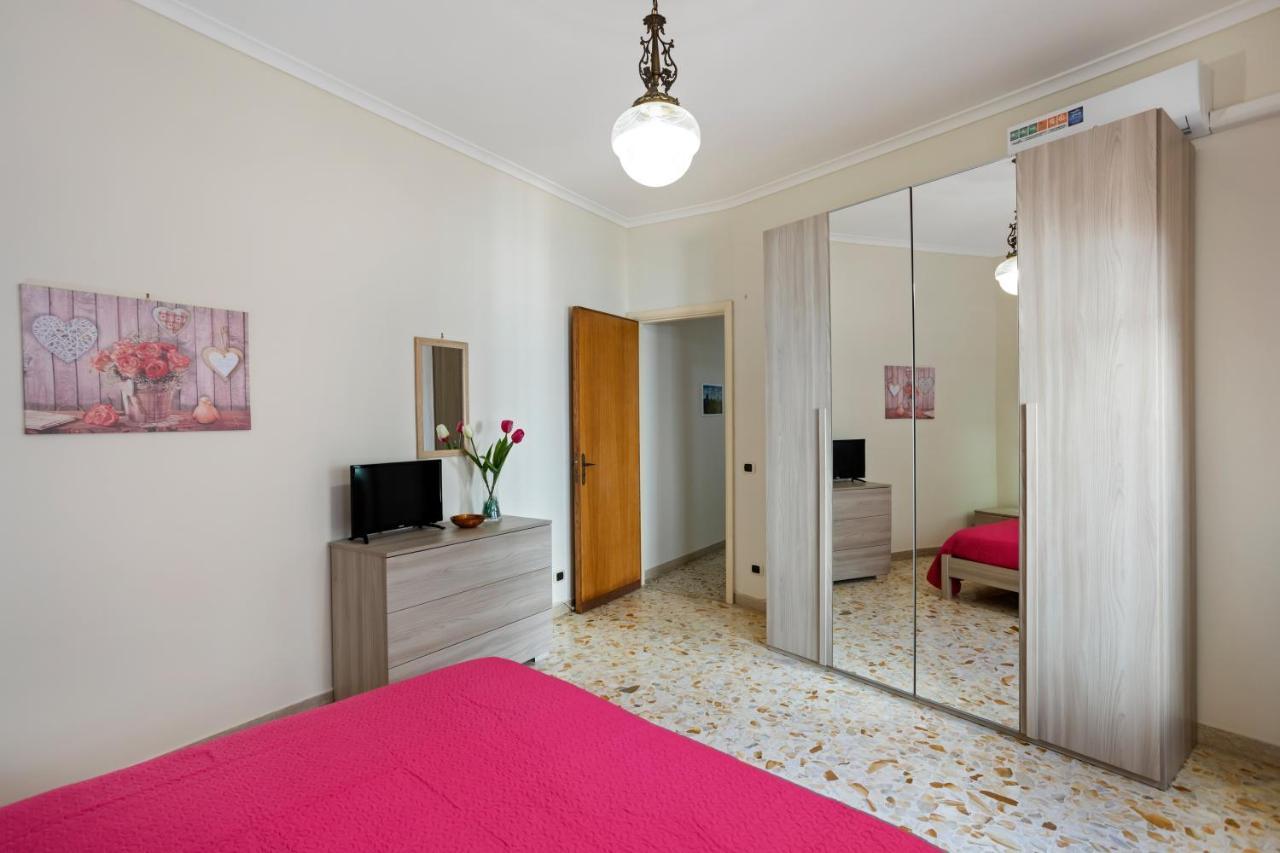 Tra Il Centro E Il Mare Apartment Con Terrazzo アーチ・カステッロ エクステリア 写真