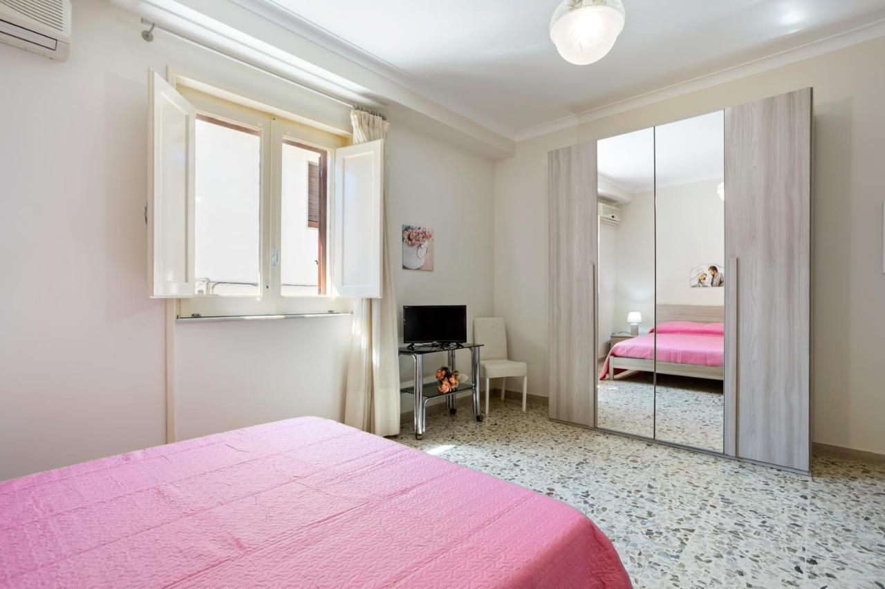 Tra Il Centro E Il Mare Apartment Con Terrazzo アーチ・カステッロ エクステリア 写真